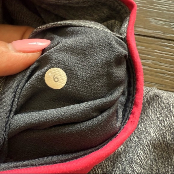 Lululemon Sz 6 Inspire Tight Leggings Grey Pink  Neon Zip Front Pockets Running - Picture 5 of 10